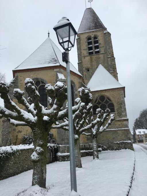 Gite D'Etape Du Tilleul, 4-8 Personnes La Celle-les-Bordes Zewnętrze zdjęcie